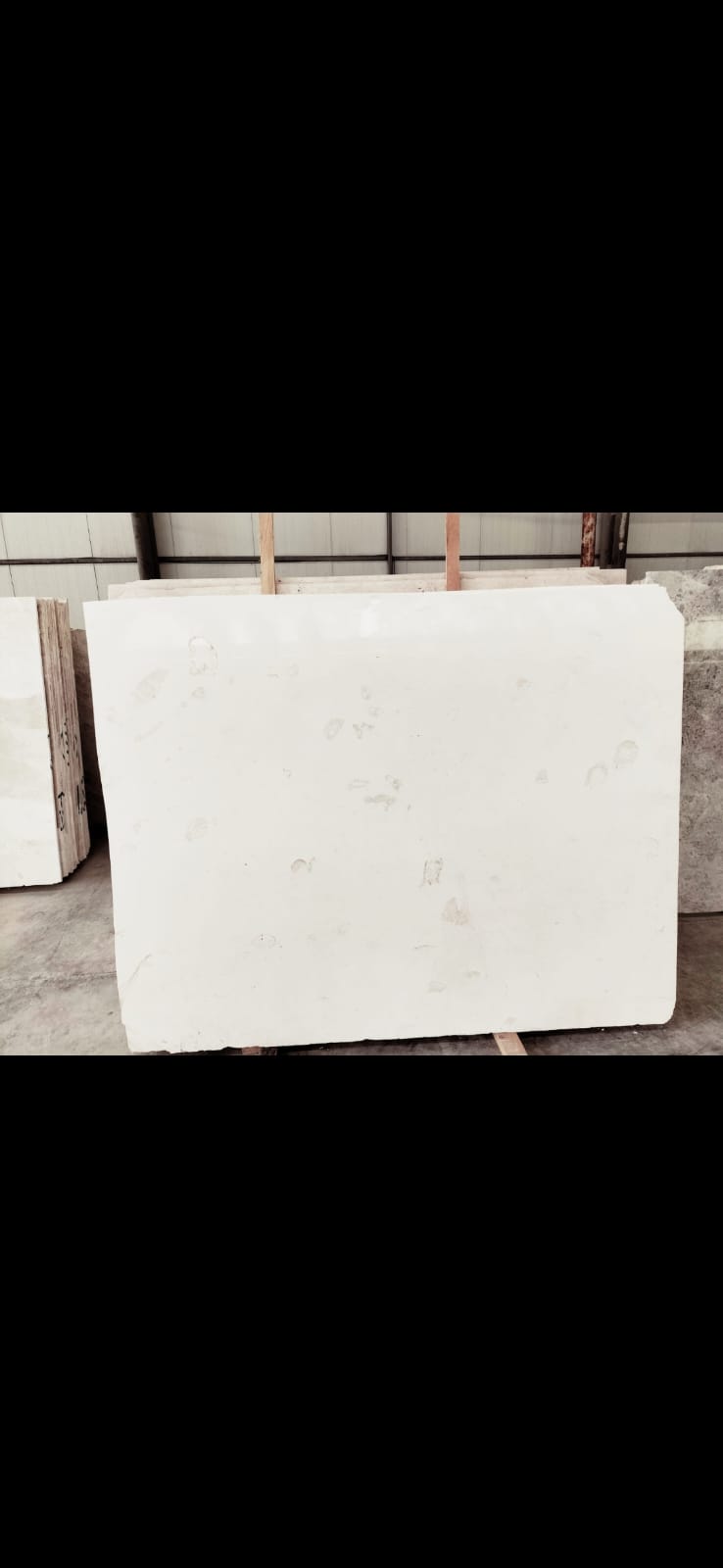 İran Acık Bej Mermer